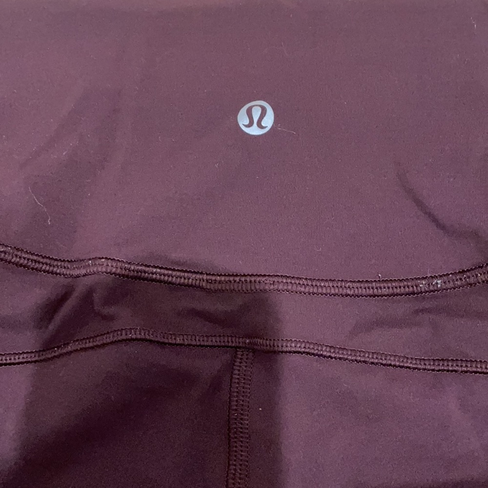 Lululemon In Movement Tight 25” - Picture 3 of 5